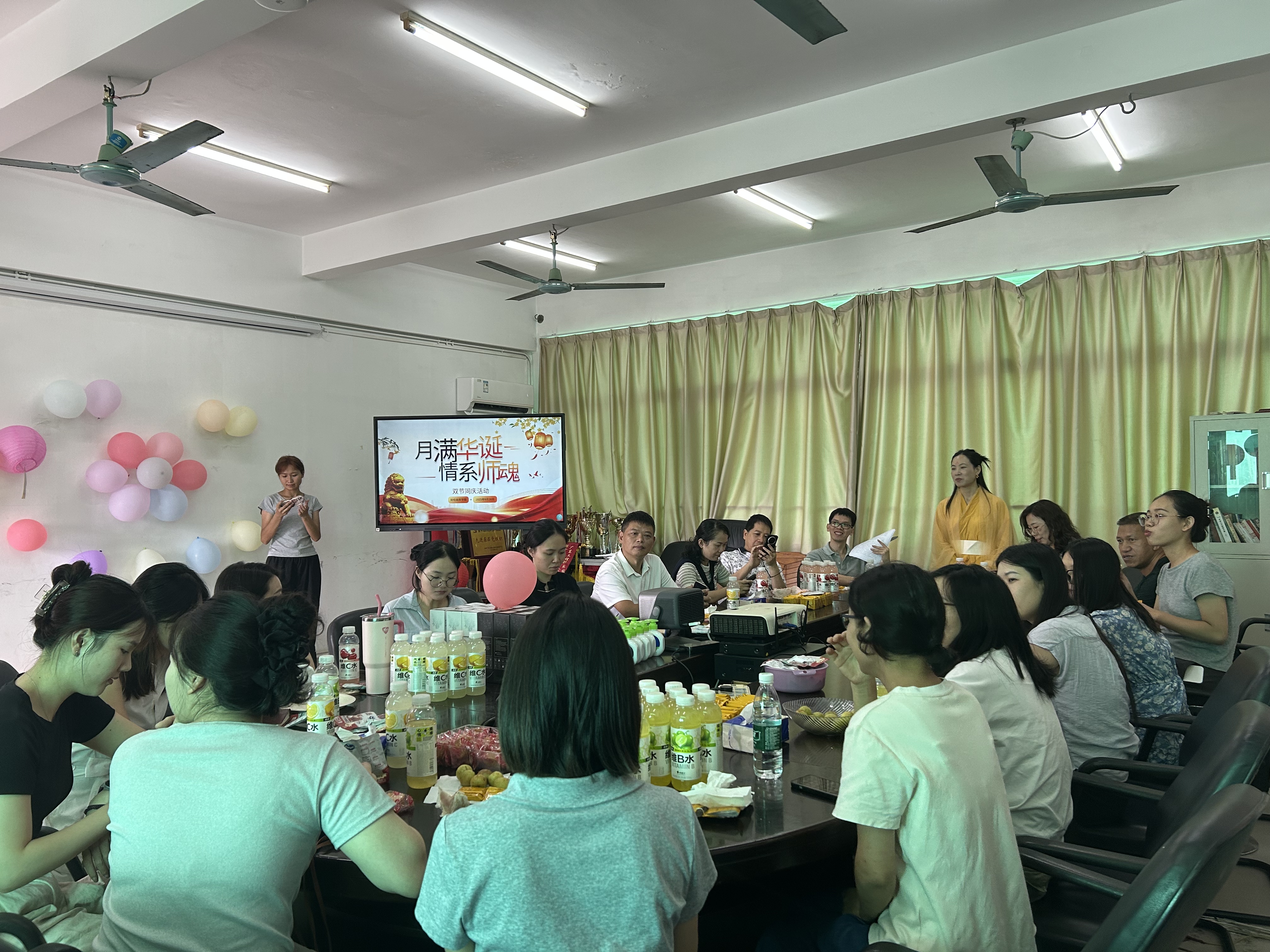 新闻222.jpg