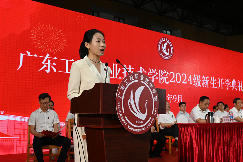 教师1.jpg