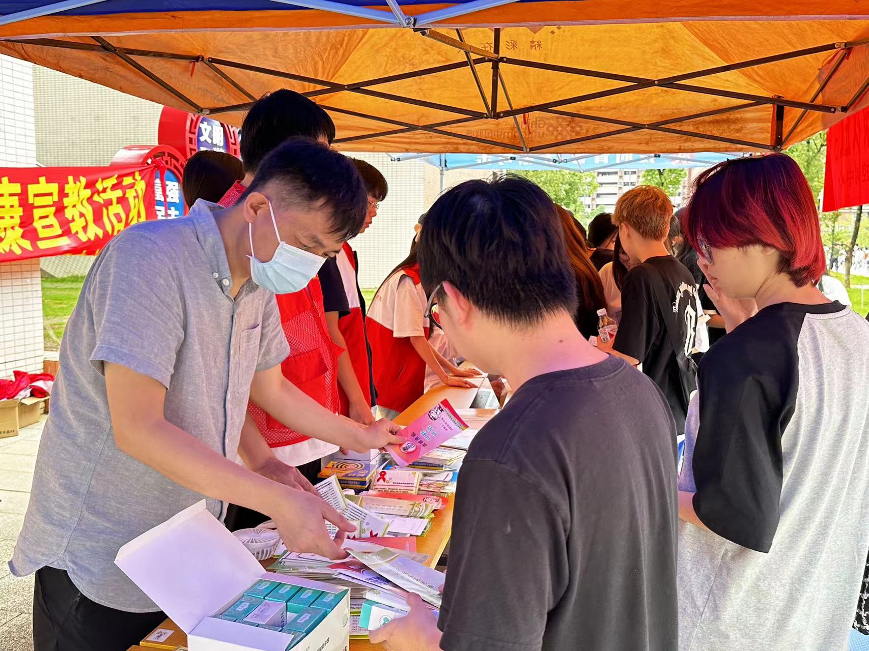 清远活动2.jpg
