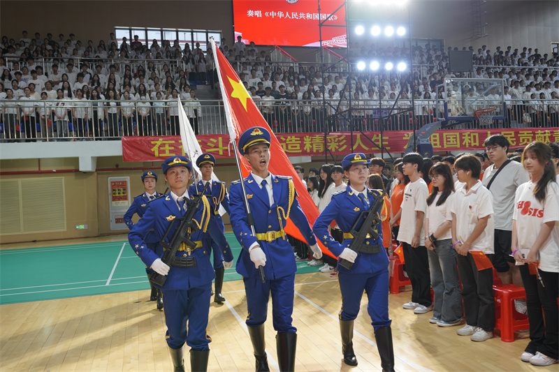 国旗护卫队入场.jpg