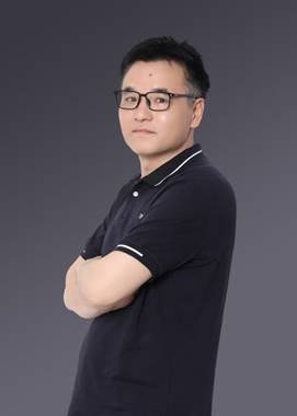 欧阳春云
