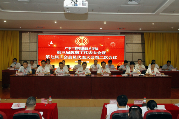 http://cs.gpc.net.cn/c6/JHSoft.web.customquery/UploadImageDownLoadIn.aspx?FileID=30625