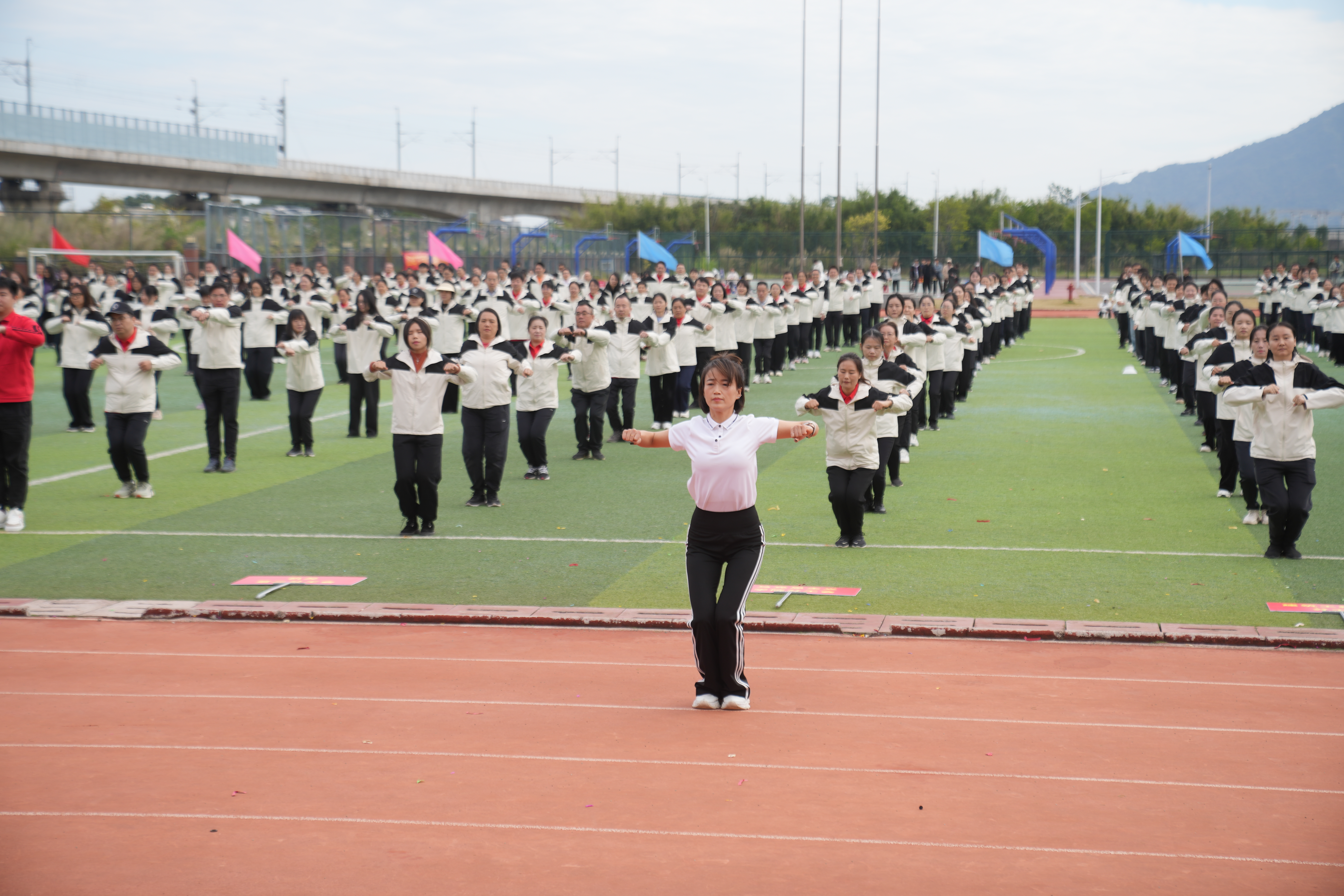 455a3ad800b180d951f9de202b8e4ca.jpg