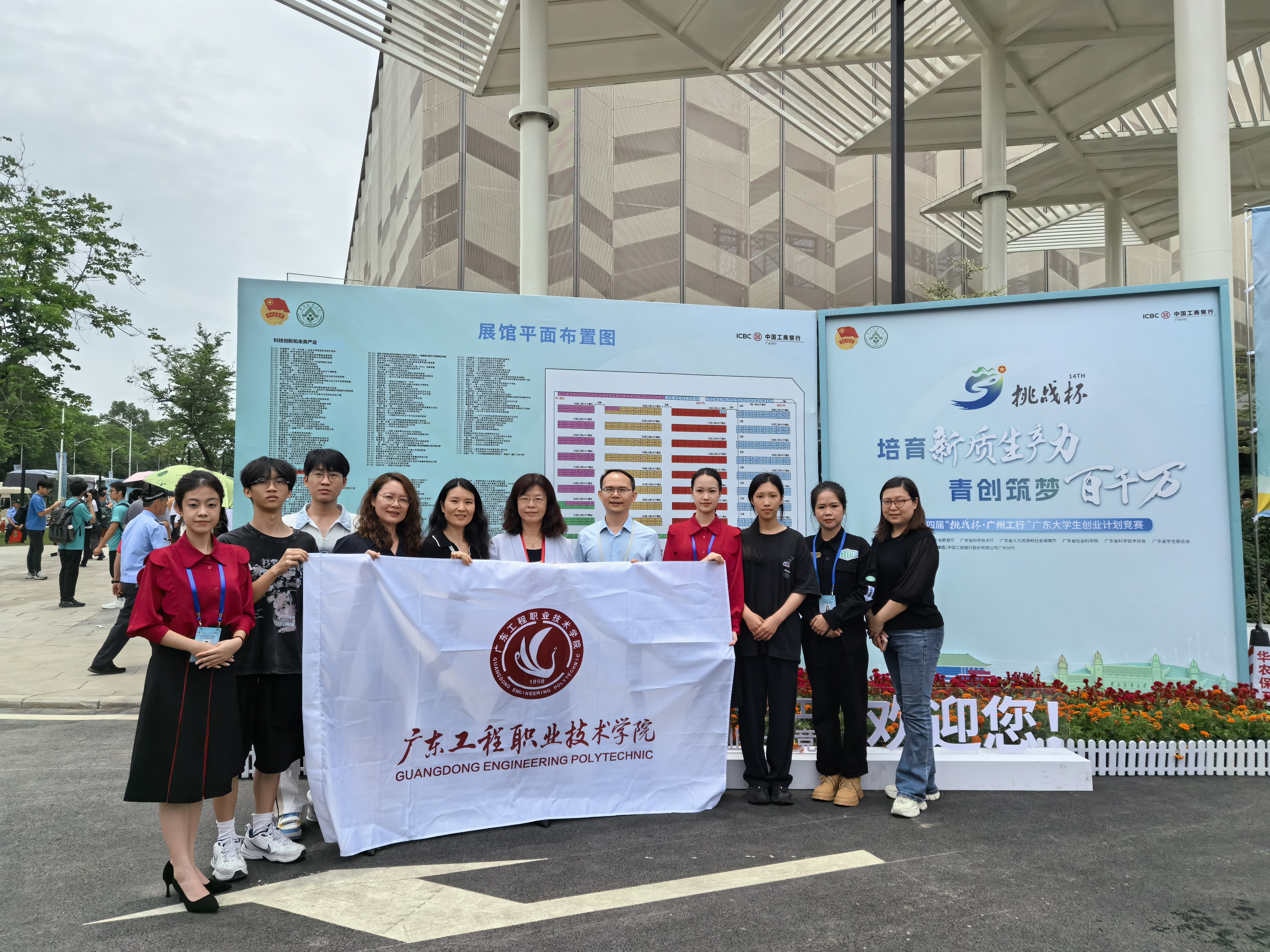 63cf6d21cea40cc83858d56cca46f09.jpg