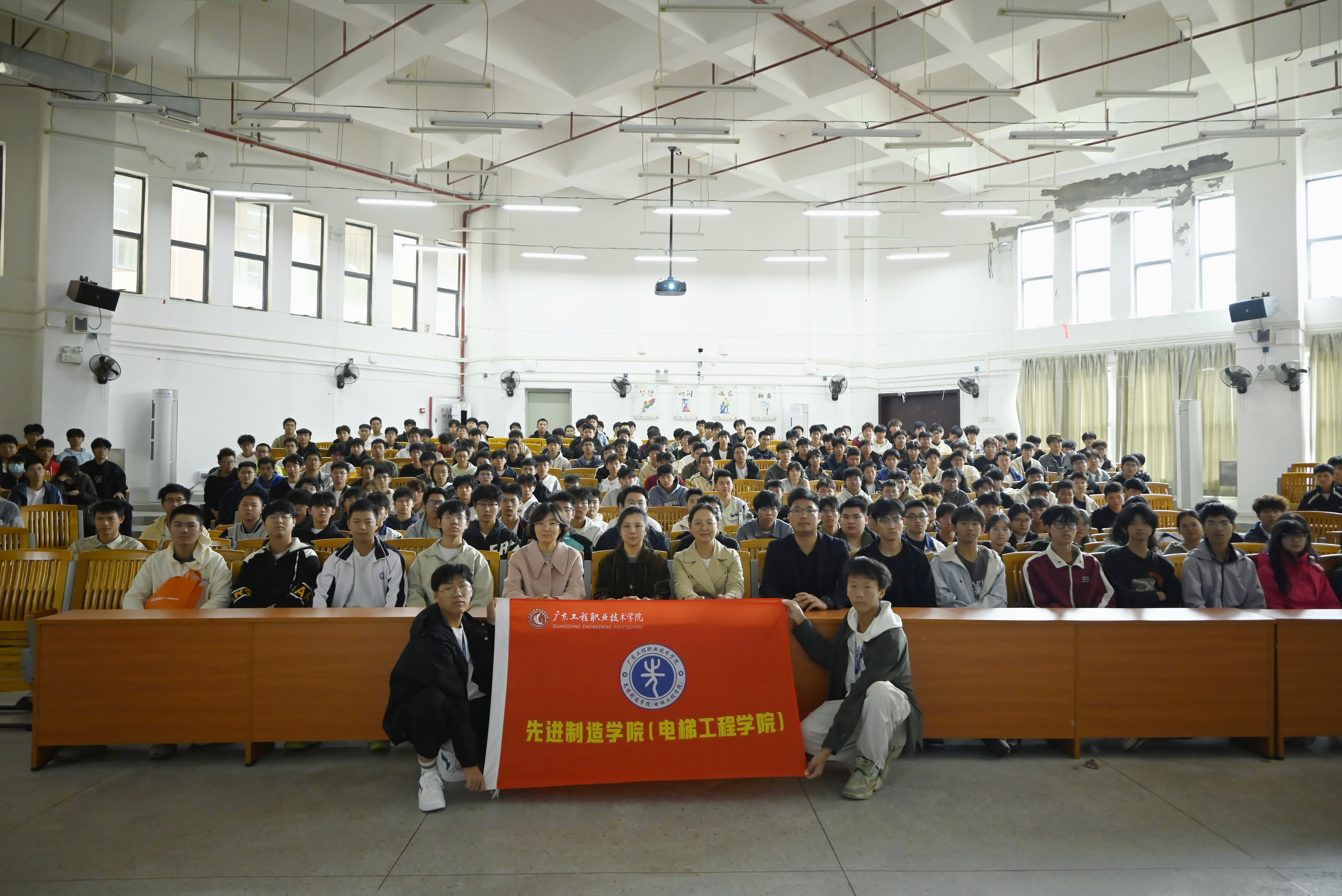 合照.jpg