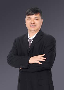 万志坚