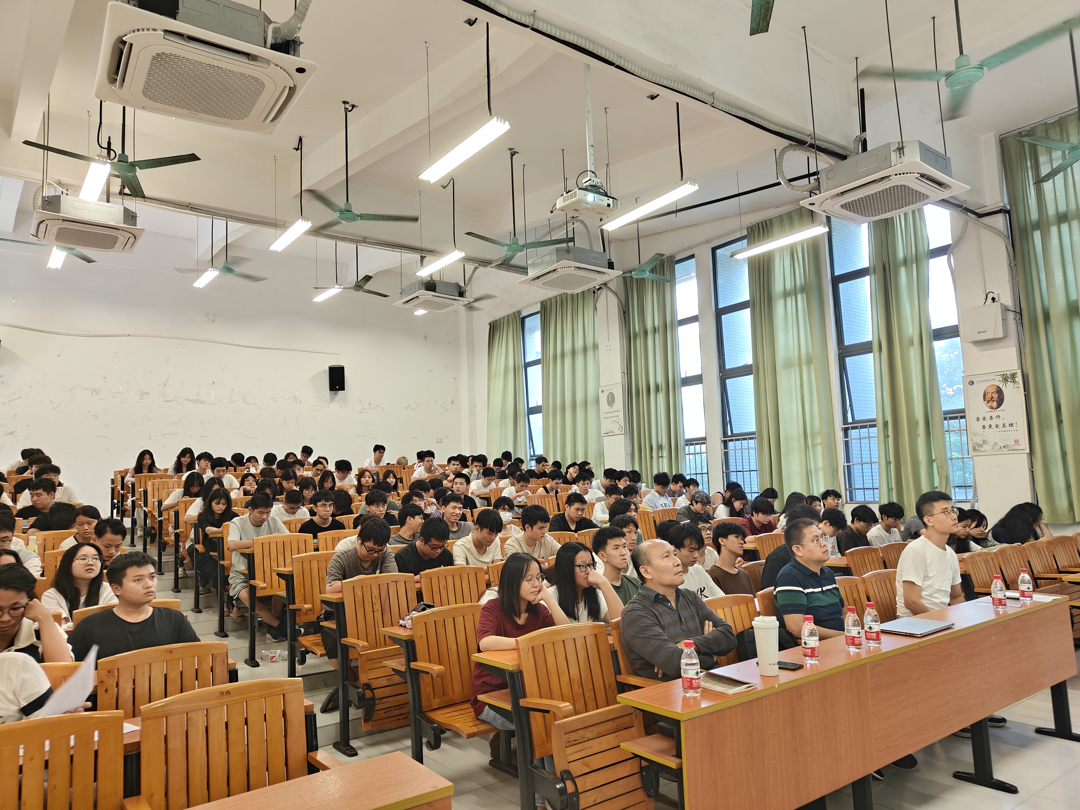 AIGC2.jpg
