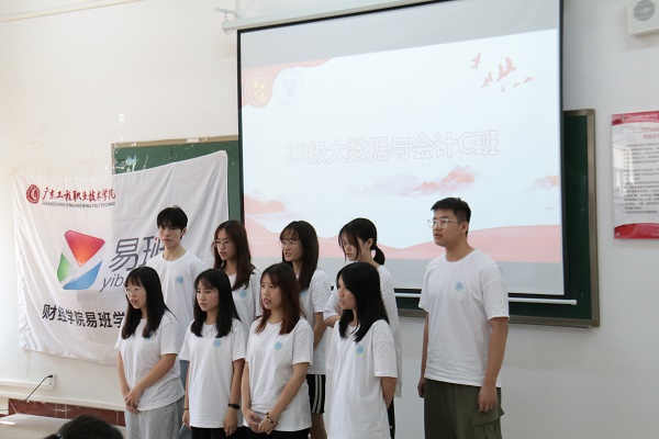 上传1.jpg