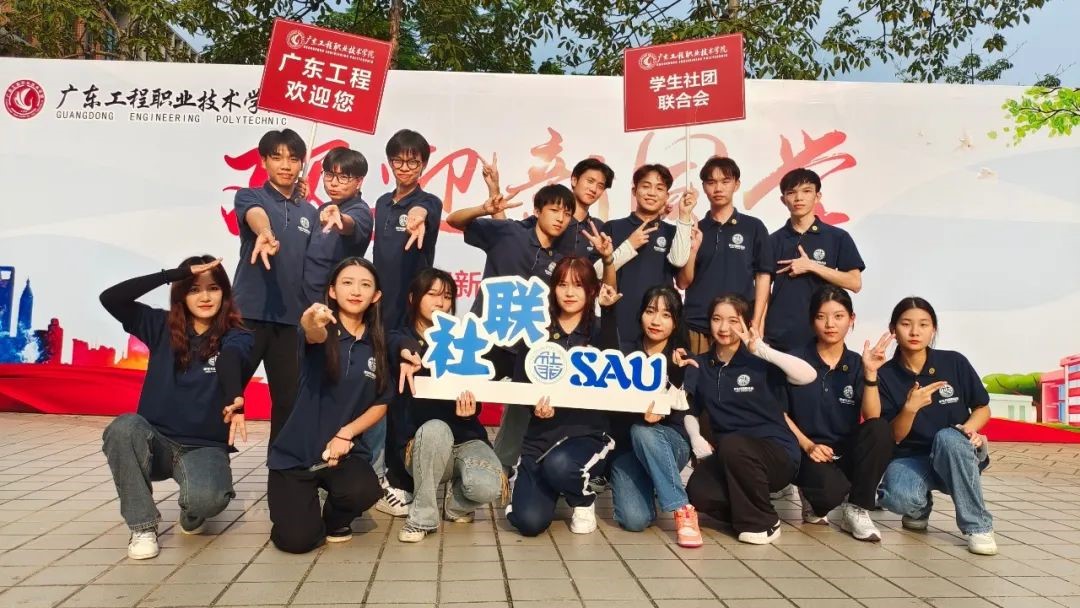 2F2A8