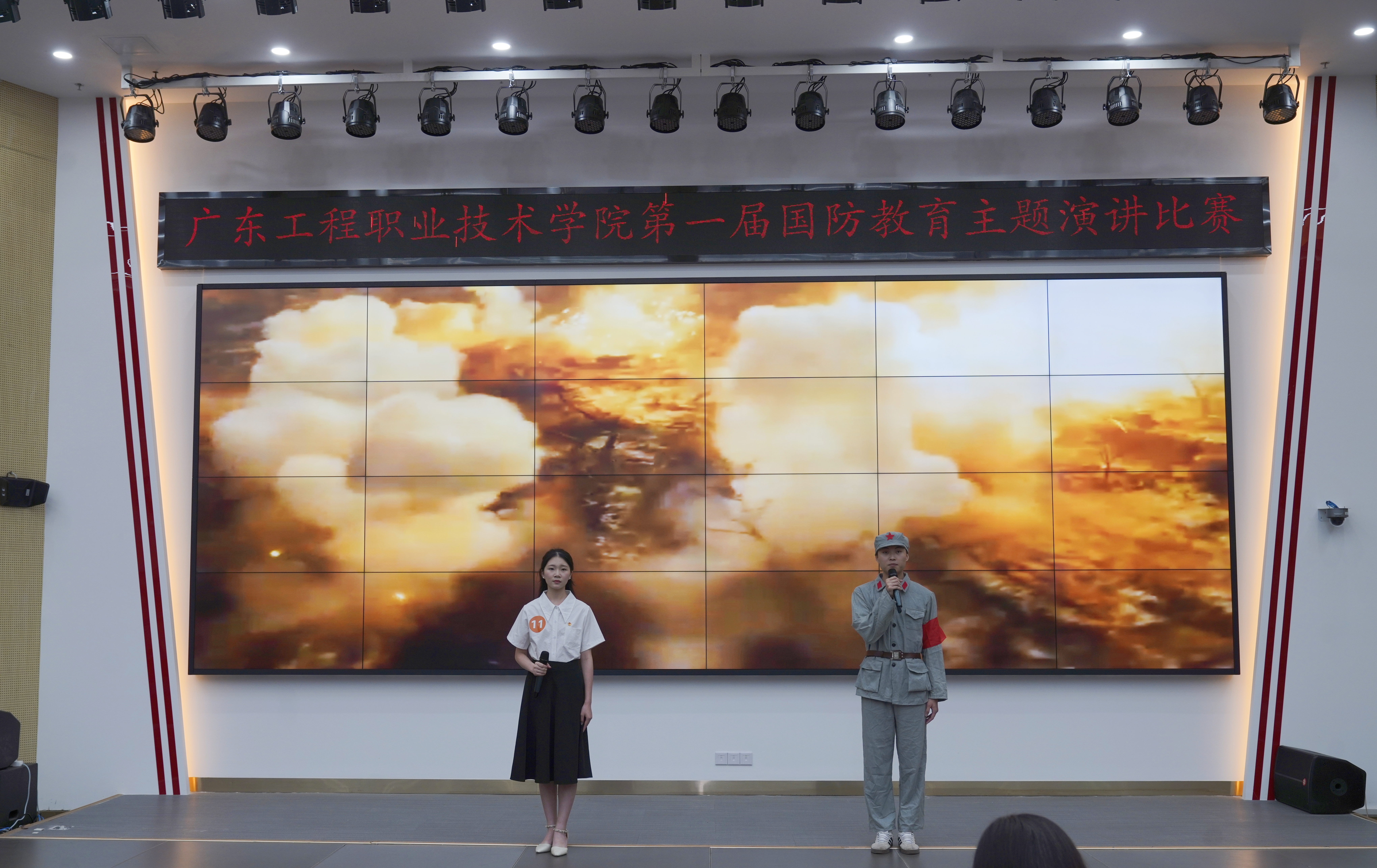 比赛选手.jpg