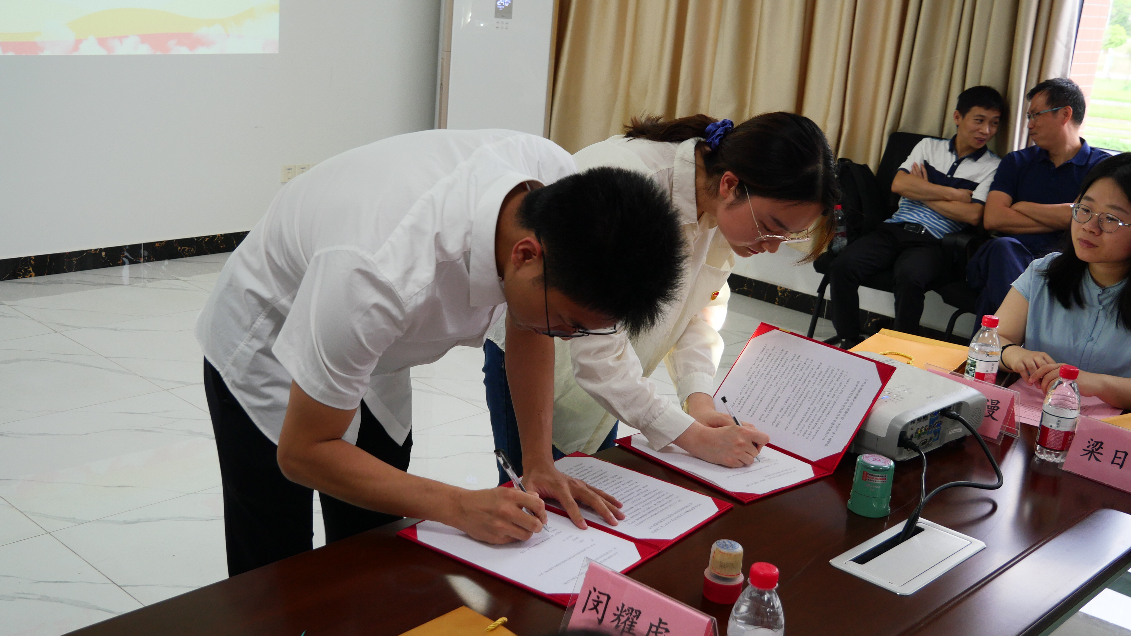 党建共建签约.JPG
