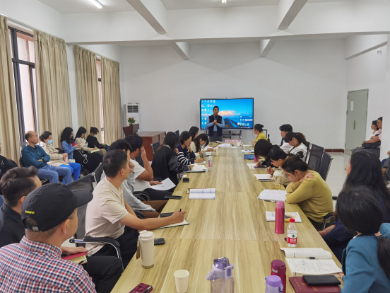 【建铸功成】建筑工程学院全体专任教师学习交流会